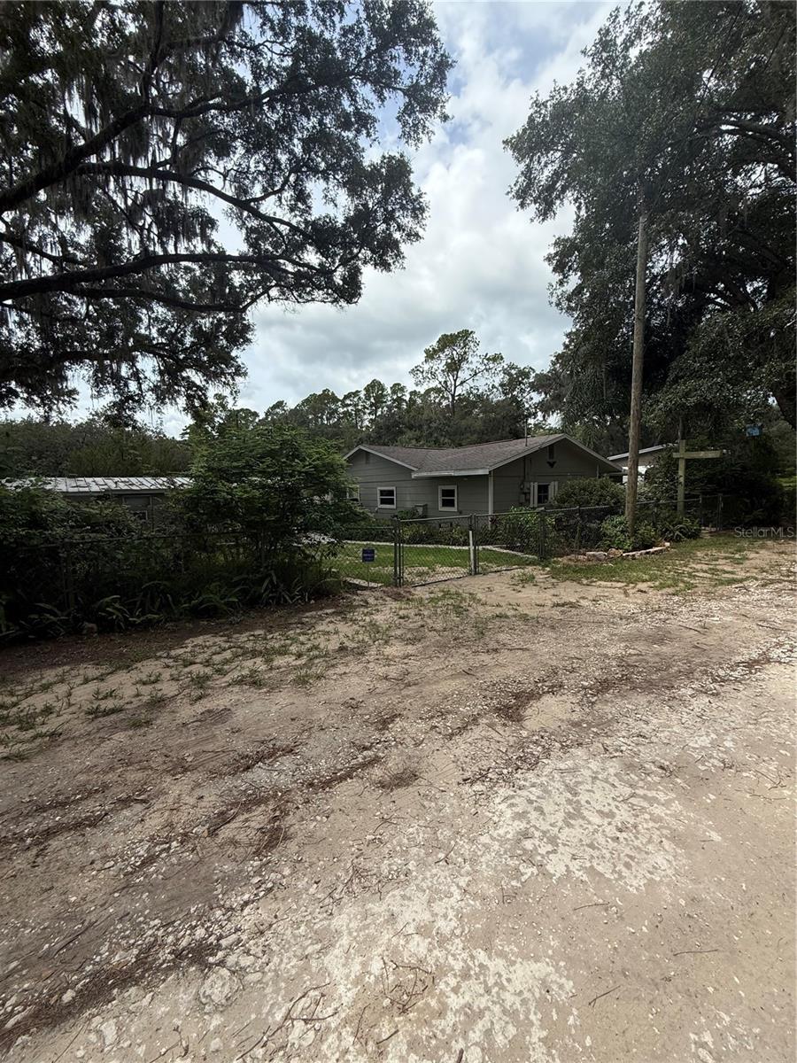 Image 8 of 29 For 20920 142nd Place