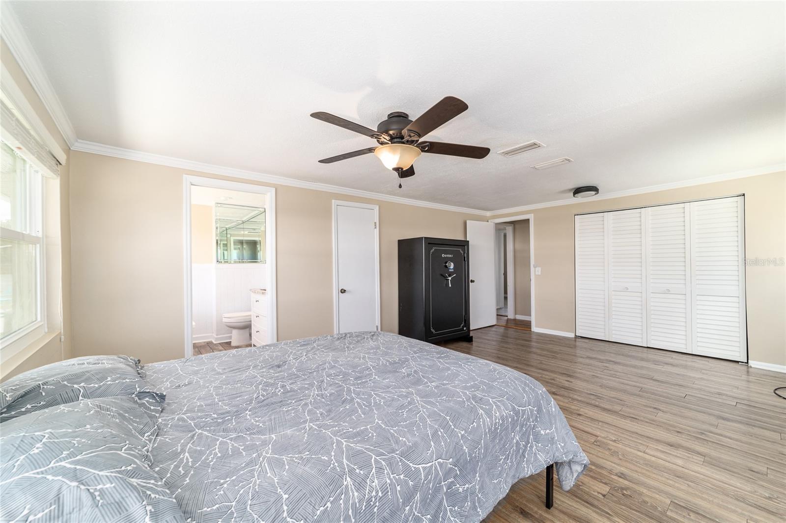 Image 48 of 96 For 1427 102nd Boulevard