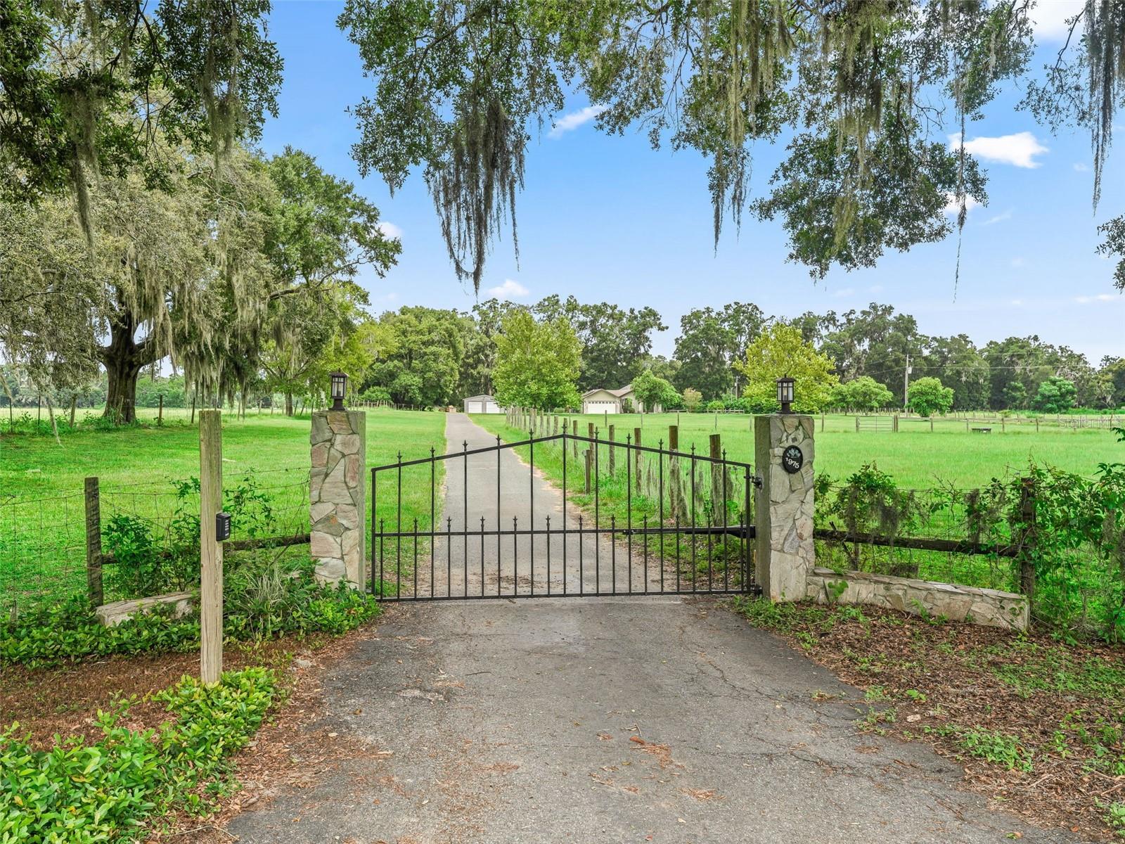 Image 10 of 56 For 1975 150th Street