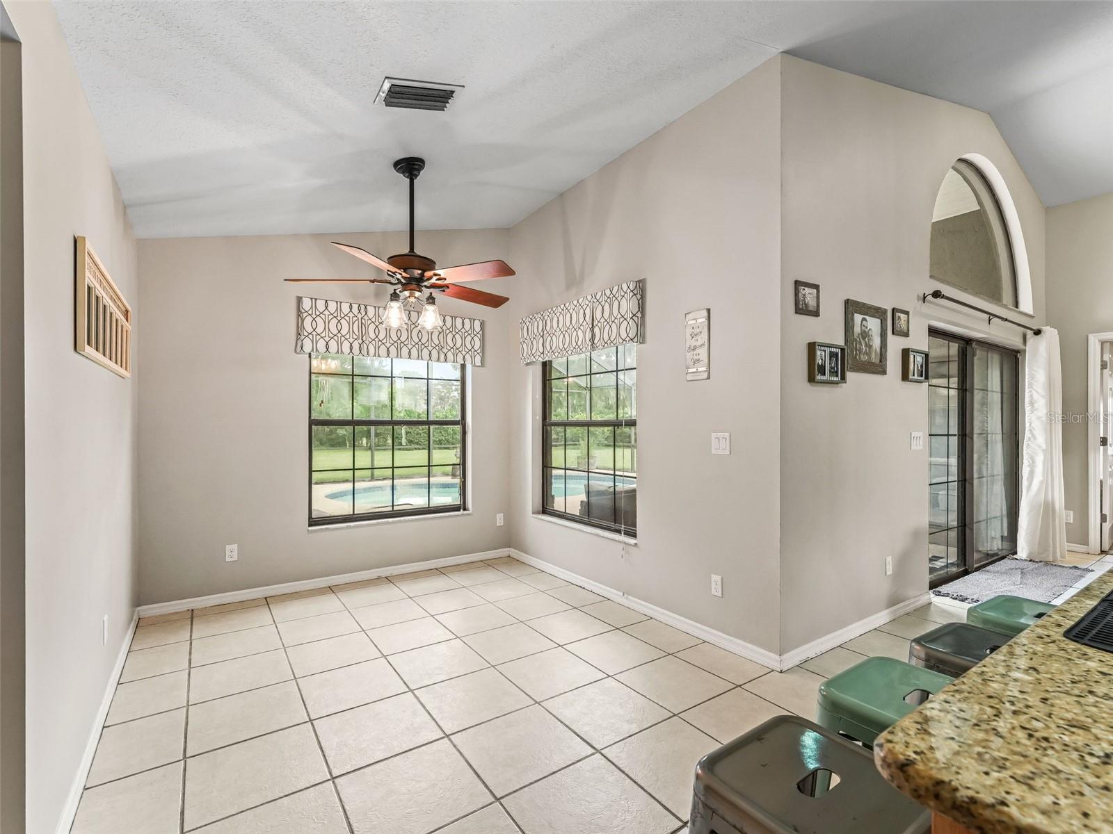 Image 23 of 56 For 1975 150th Street