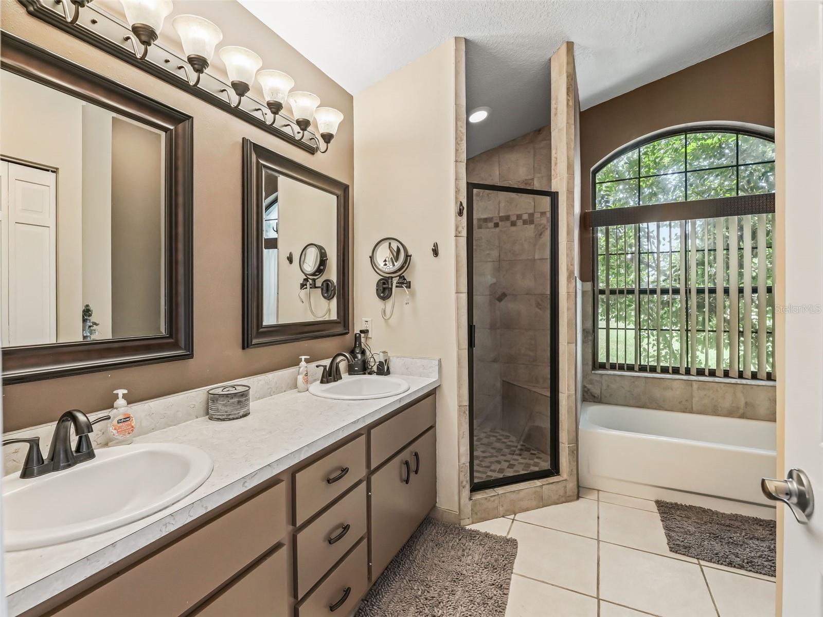 Image 27 of 56 For 1975 150th Street