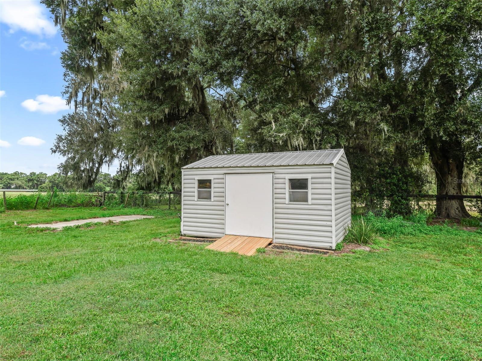 Image 47 of 56 For 1975 150th Street