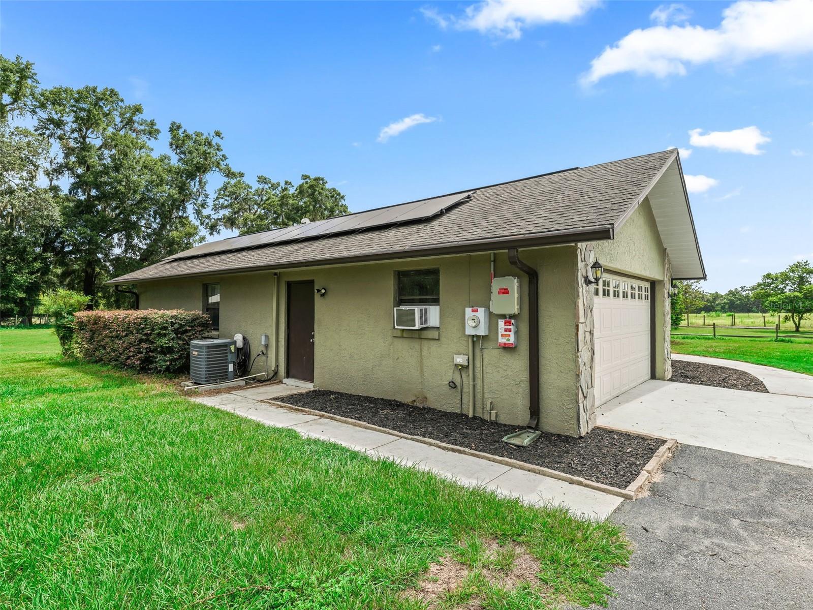 Image 49 of 56 For 1975 150th Street