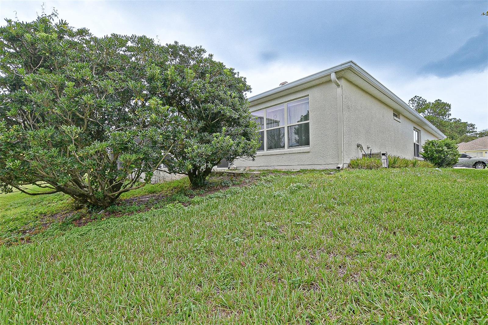 Image 9 of 60 For 11977 91st Circle