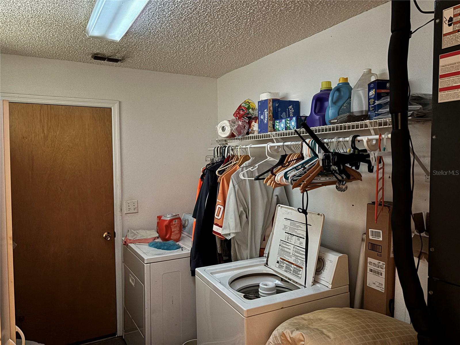 Image 21 of 38 For 17601 10th Street