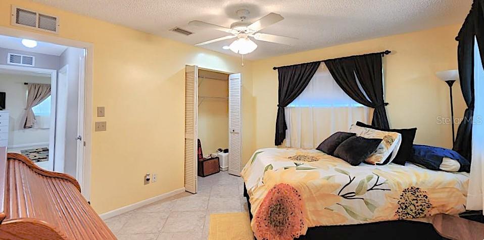 Image 23 of 65 For 9880 88th Terrace B