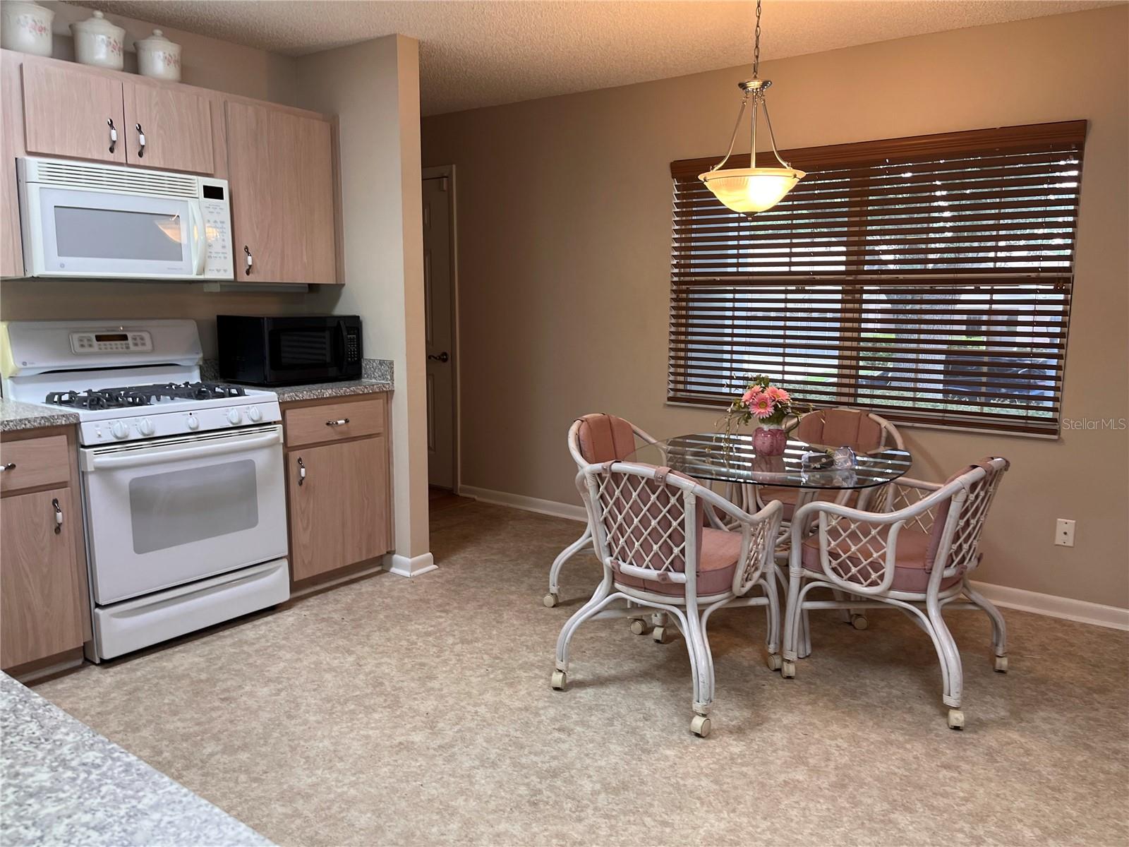 Image 11 of 50 For 9734 96th Street