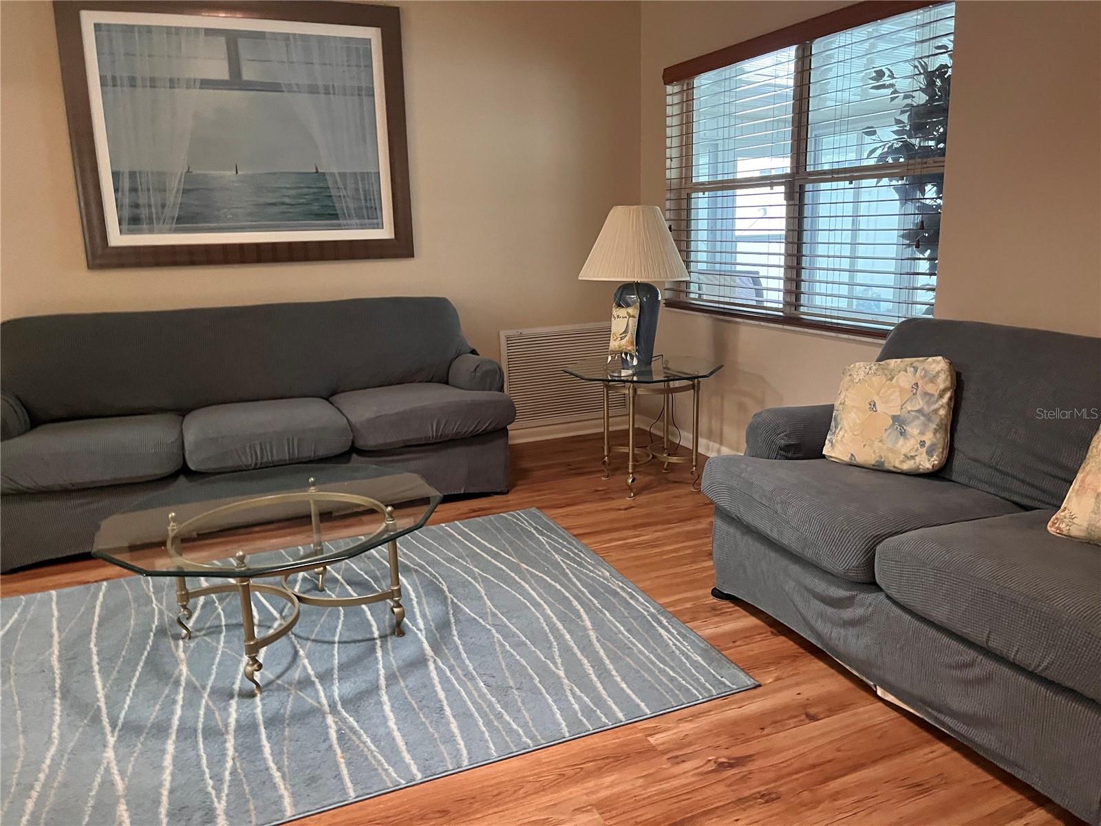 Image 13 of 50 For 9734 96th Street