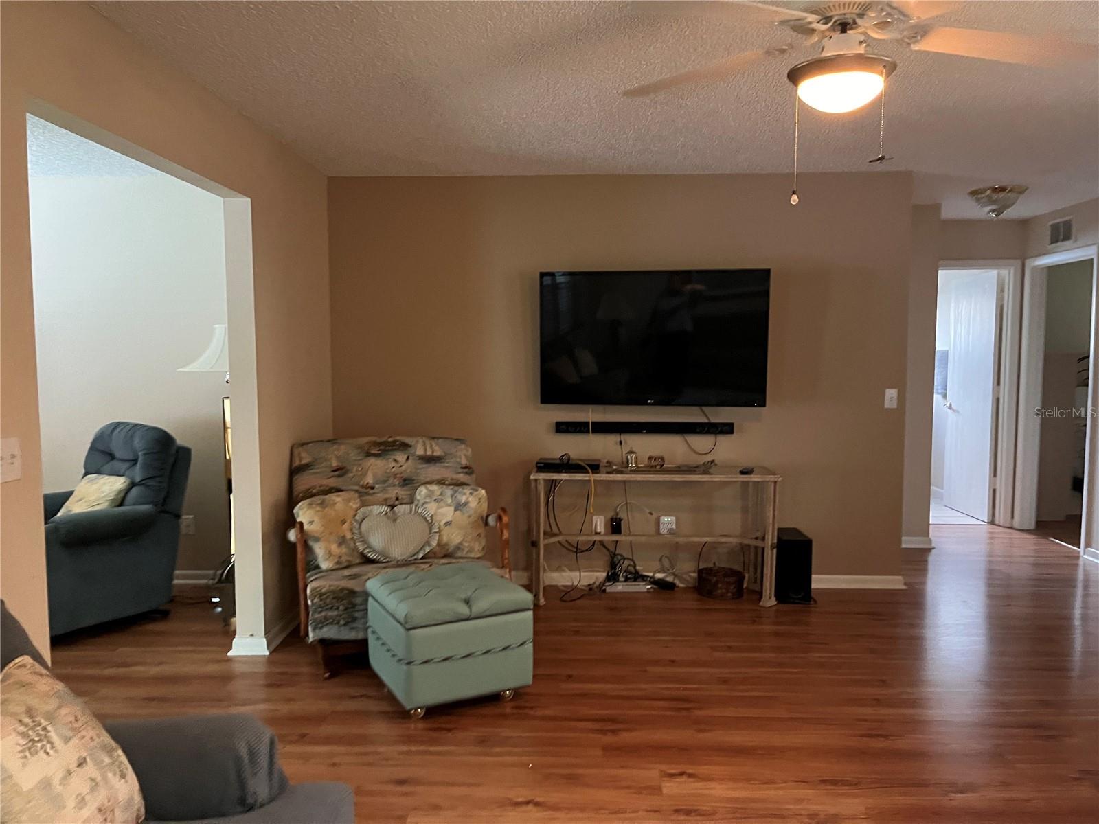 Image 19 of 50 For 9734 96th Street