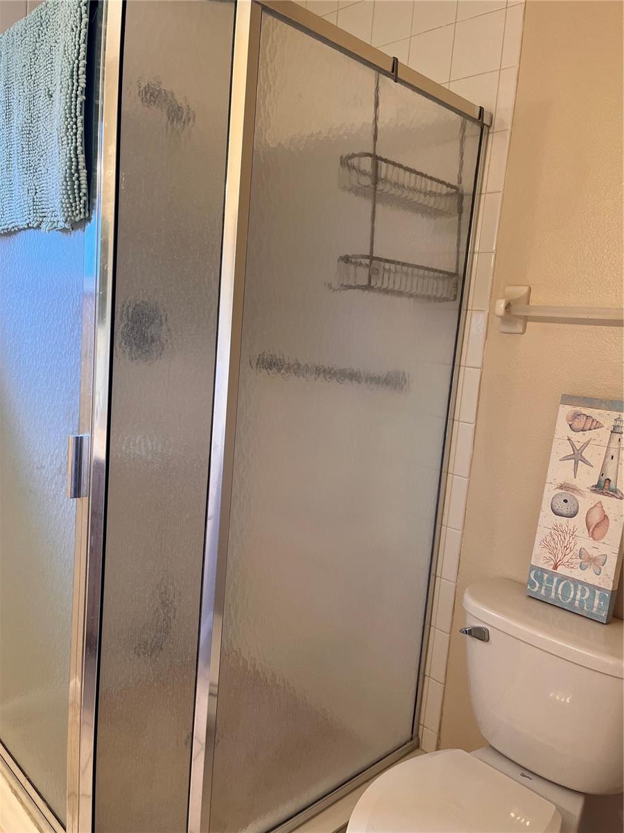 Image 31 of 50 For 9734 96th Street