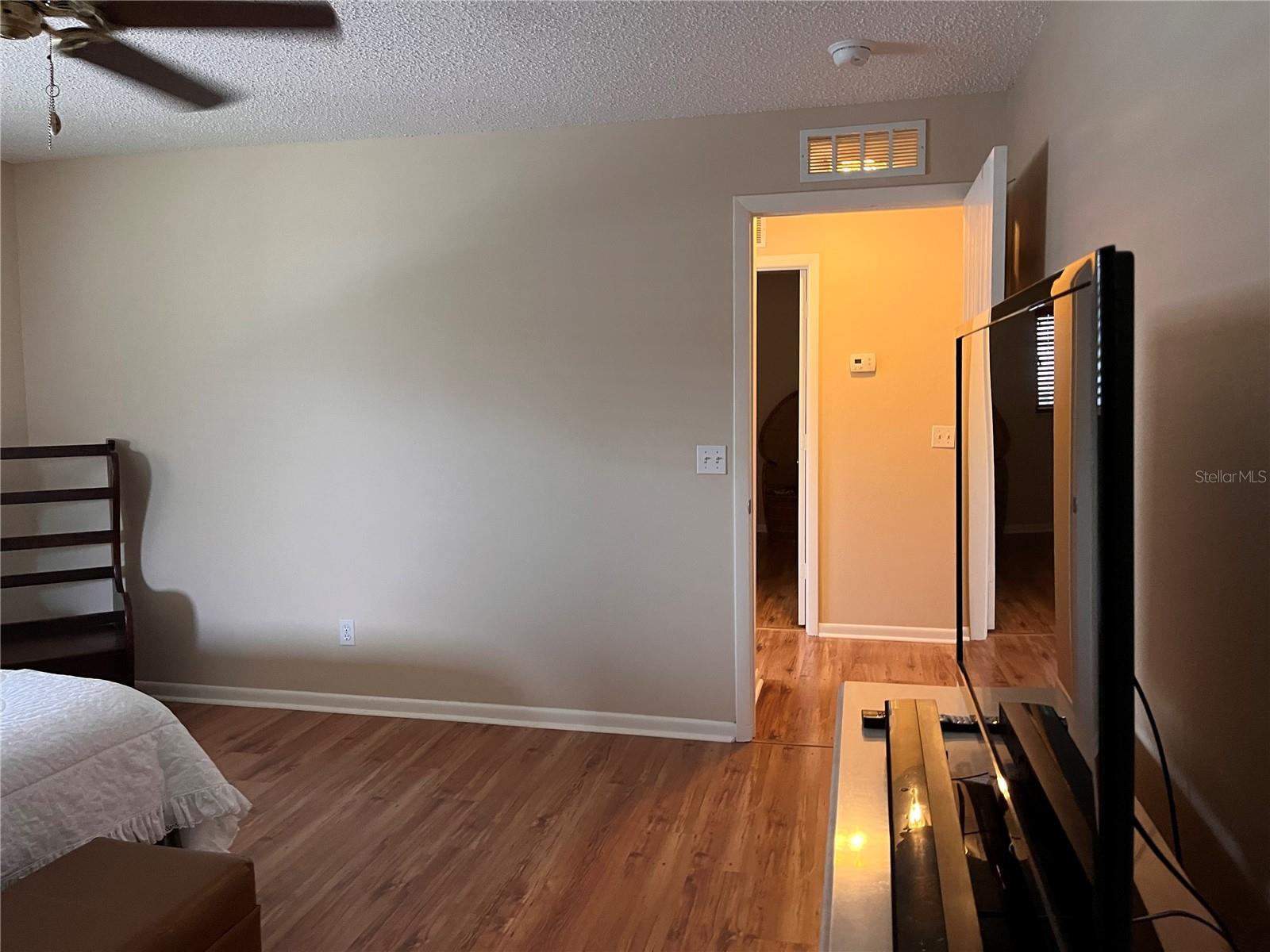 Image 35 of 50 For 9734 96th Street