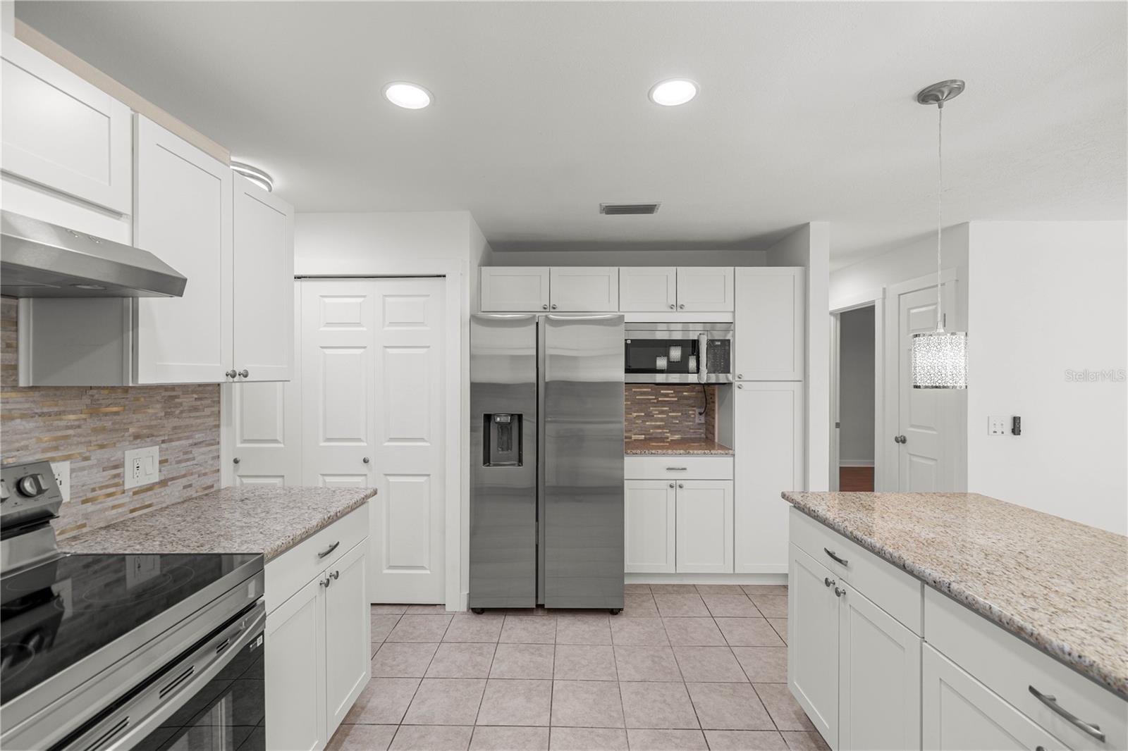 Image 8 of 31 For 15211 35th Avenue Road