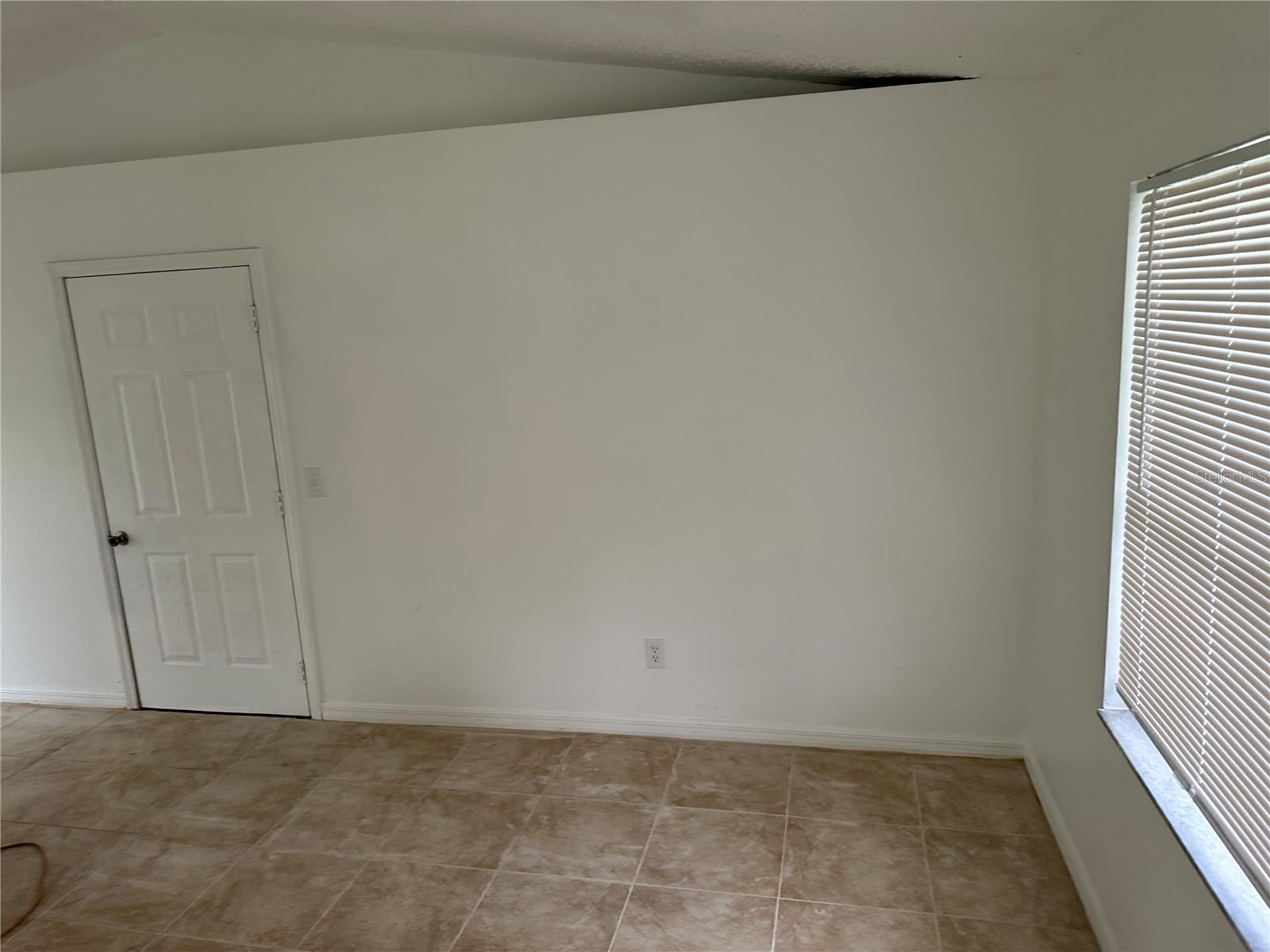 Image 11 of 33 For 13678 55th Avenue