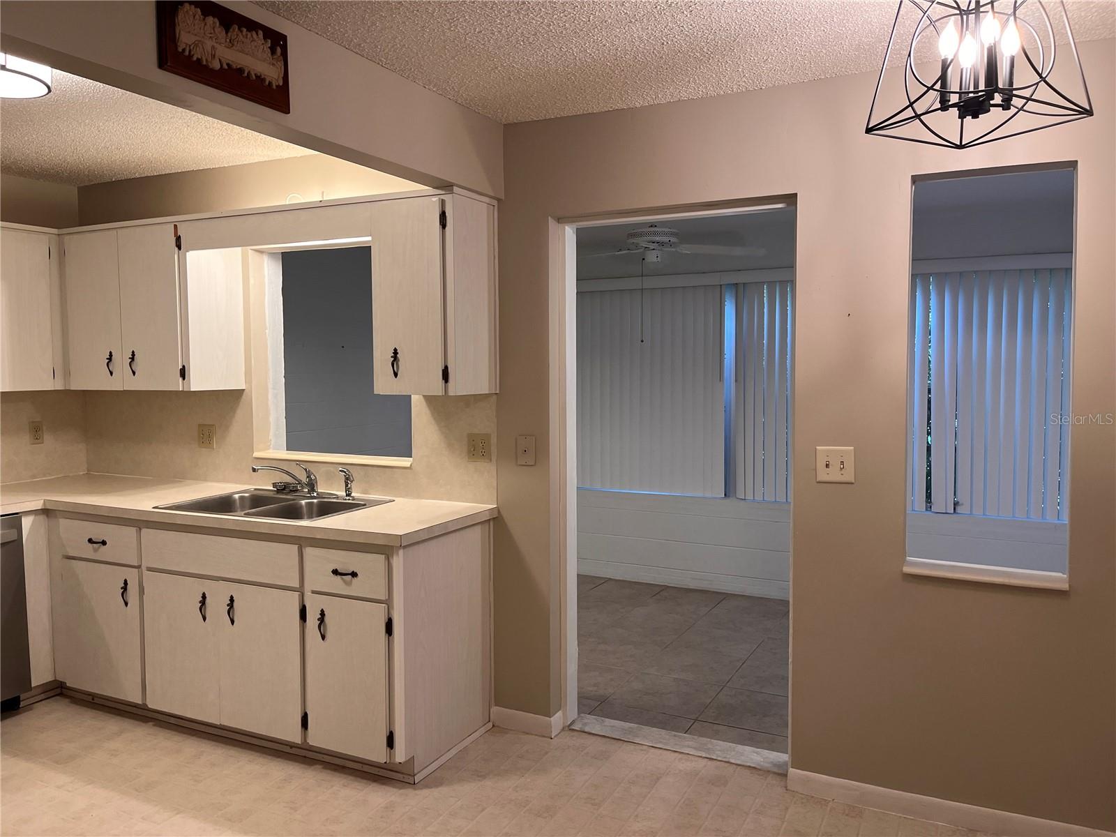 Image 16 of 33 For 8738 95th Lane G