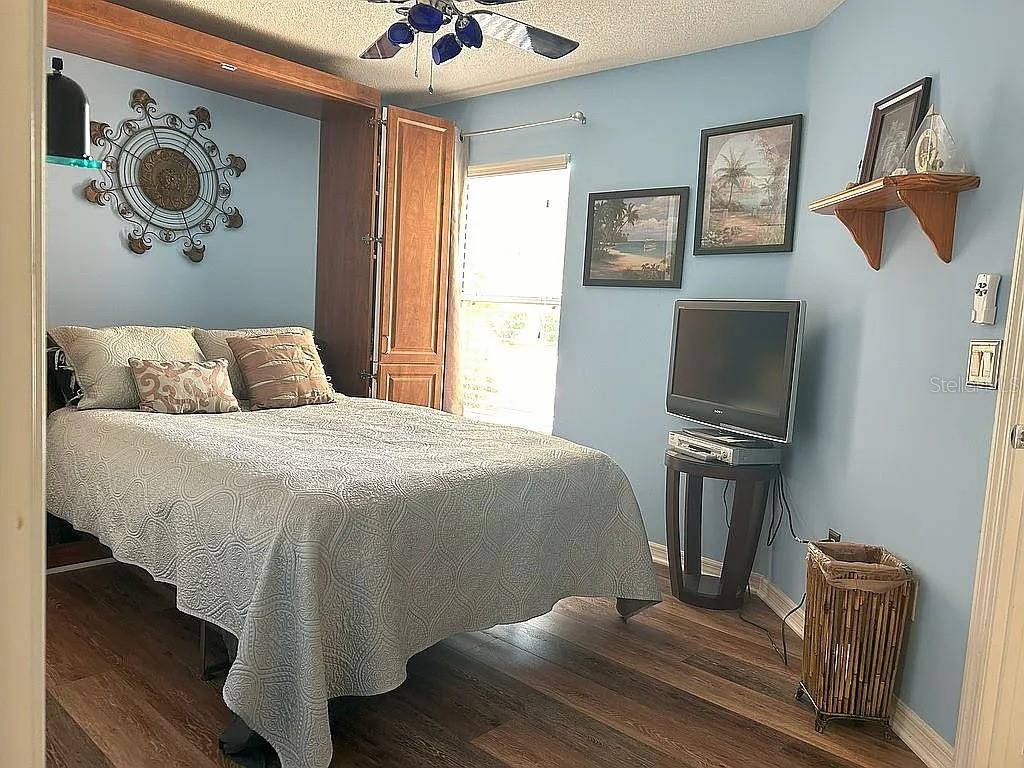 Image 8 of 17 For 1089 Summerton Street