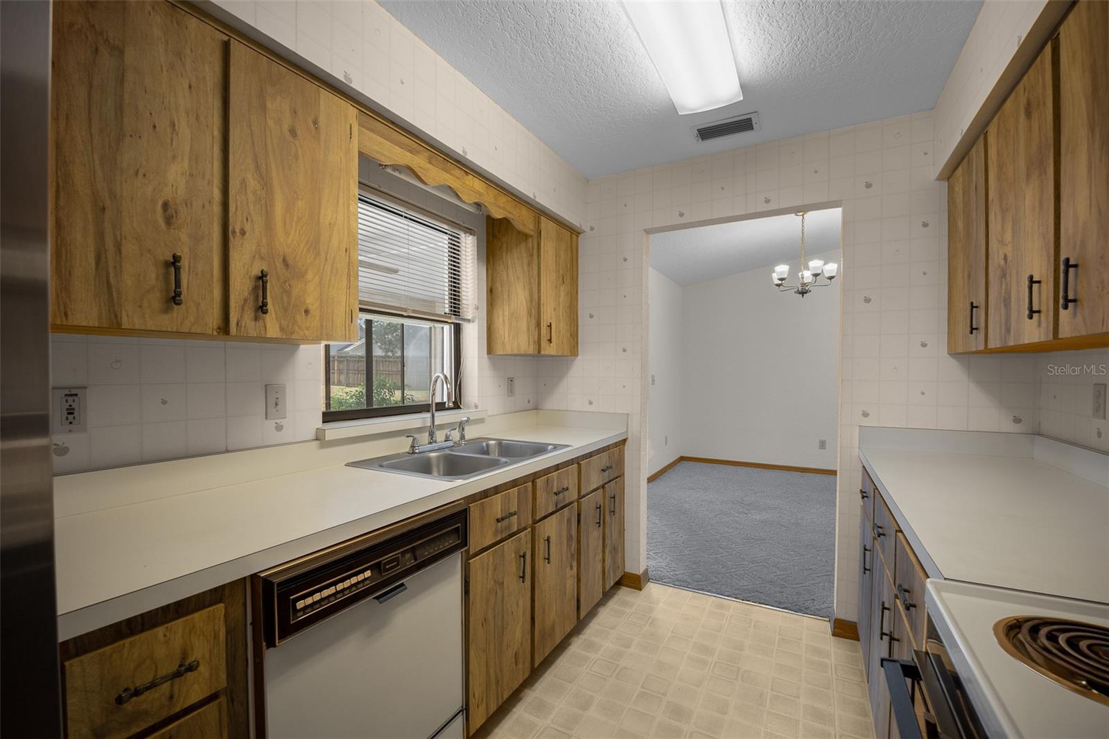 Image 18 of 54 For 164 53rd Street
