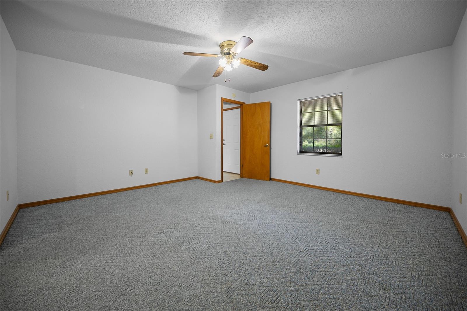 Image 27 of 54 For 164 53rd Street