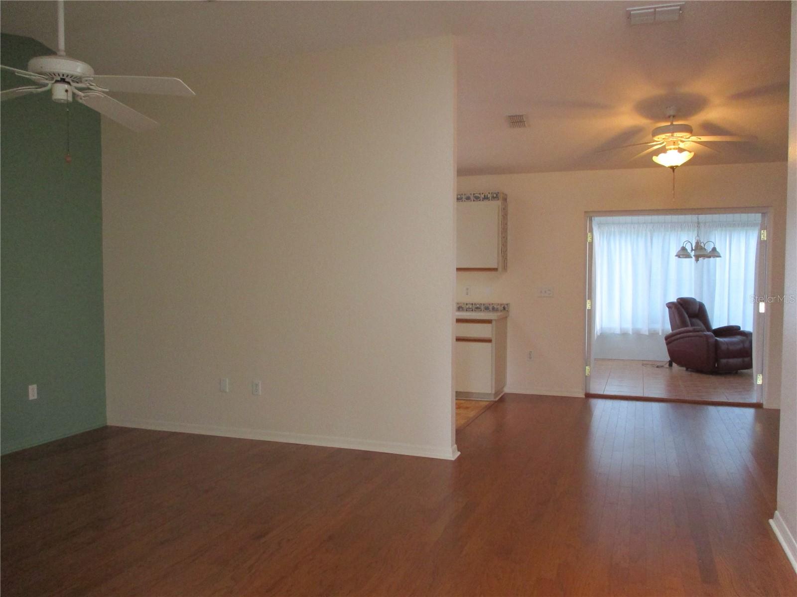 Image 15 of 87 For 13784 Sw 115th Cir