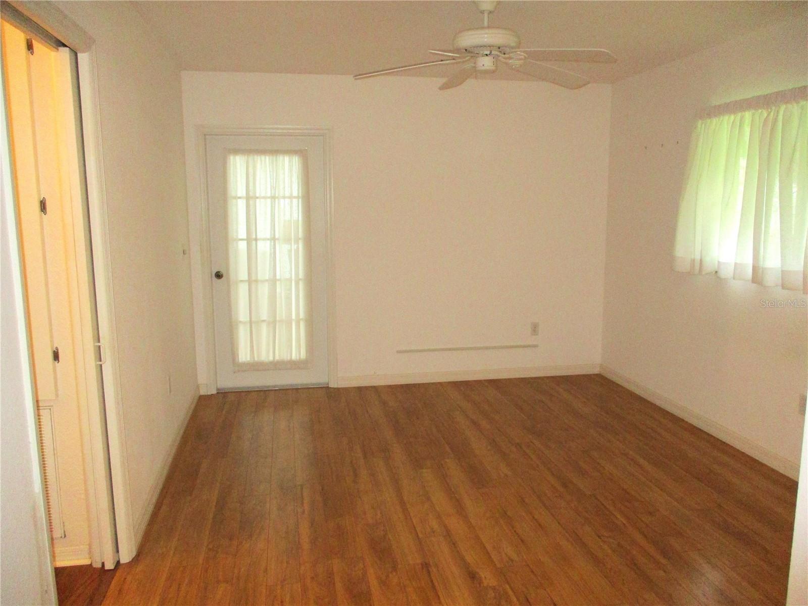 Image 23 of 87 For 13784 Sw 115th Cir