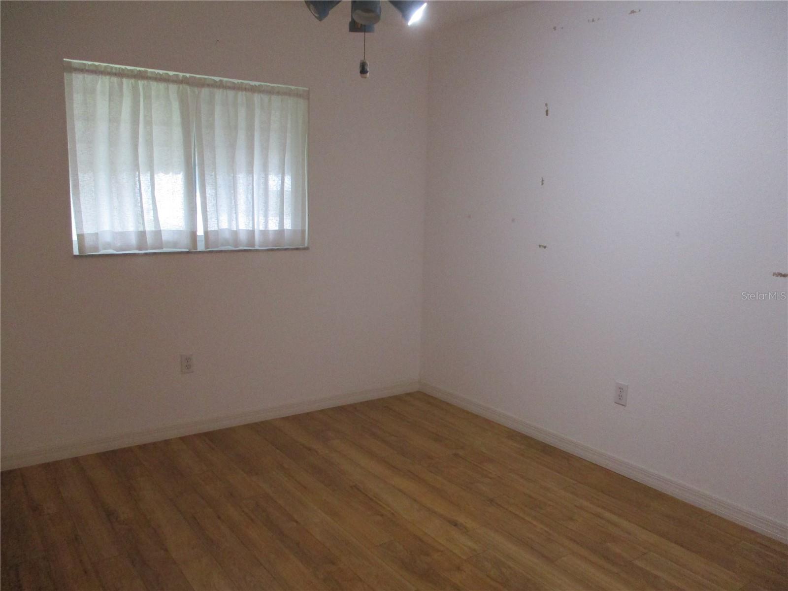 Image 31 of 87 For 13784 Sw 115th Cir
