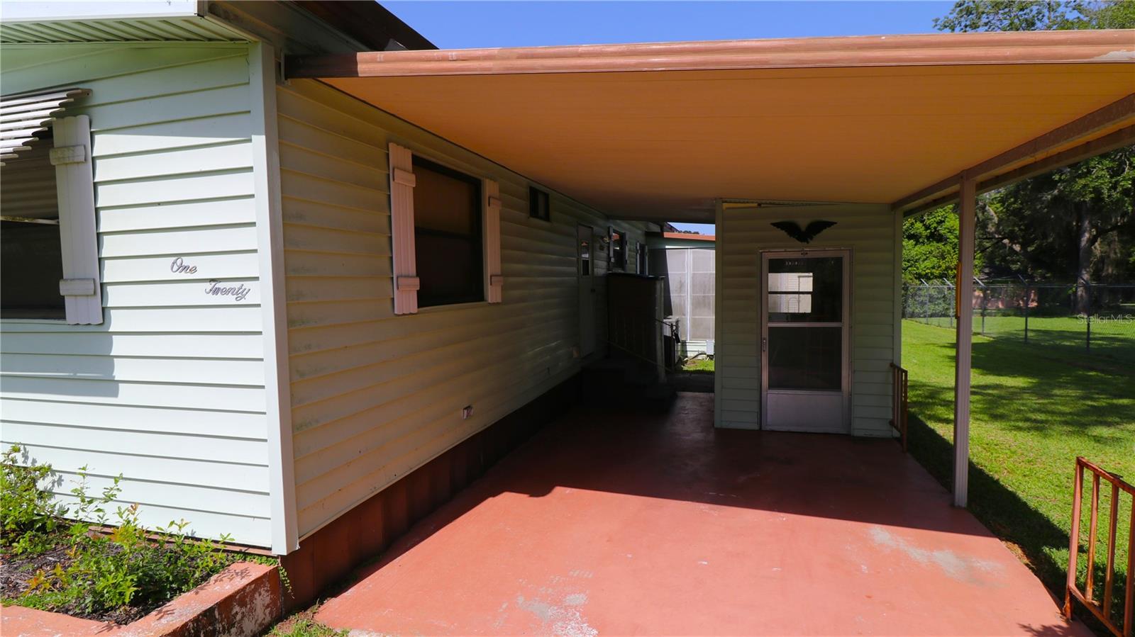 Image 2 of 38 For 120 63rd Court