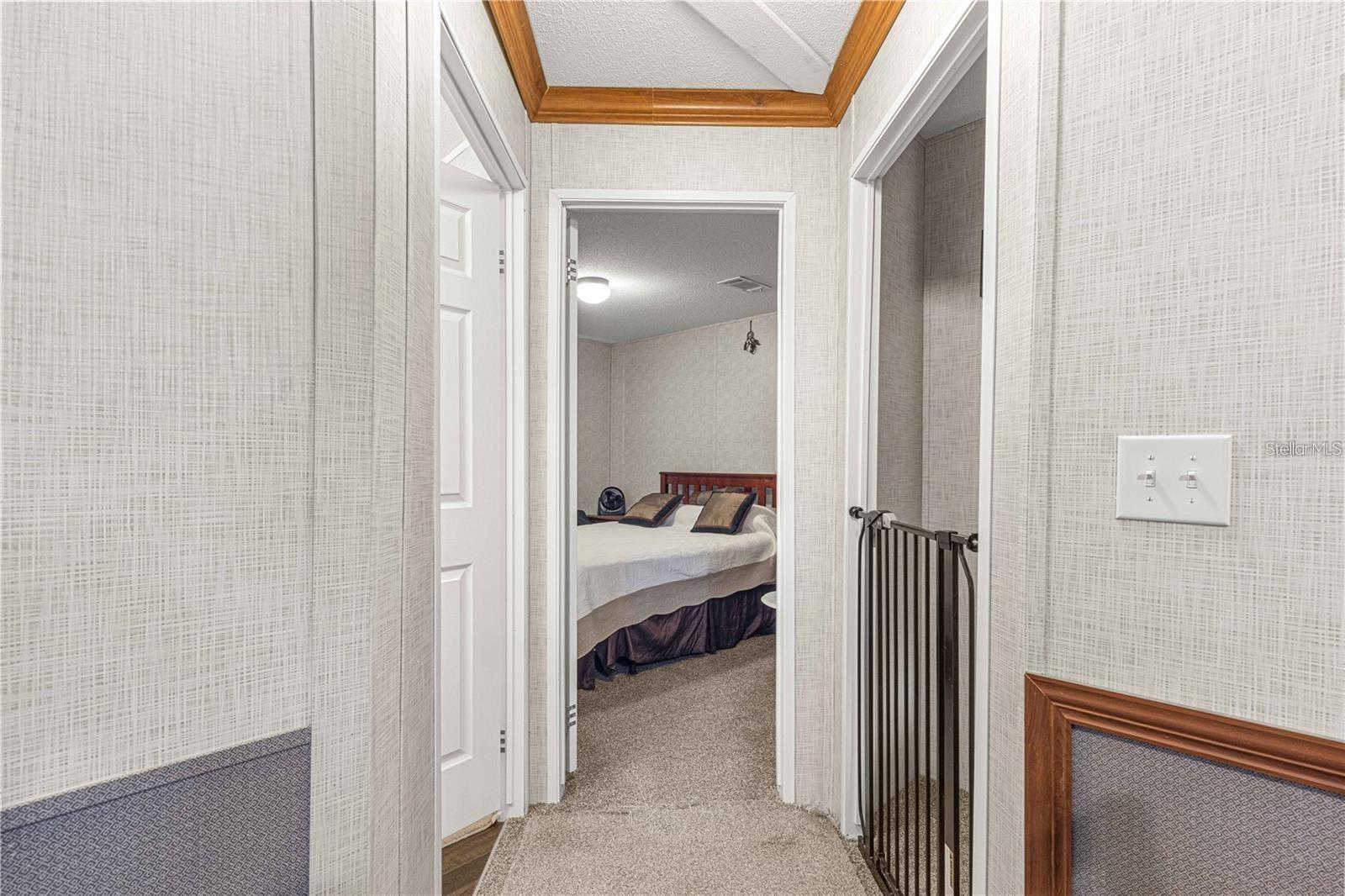 Image 16 of 33 For 5270 121st Terrace
