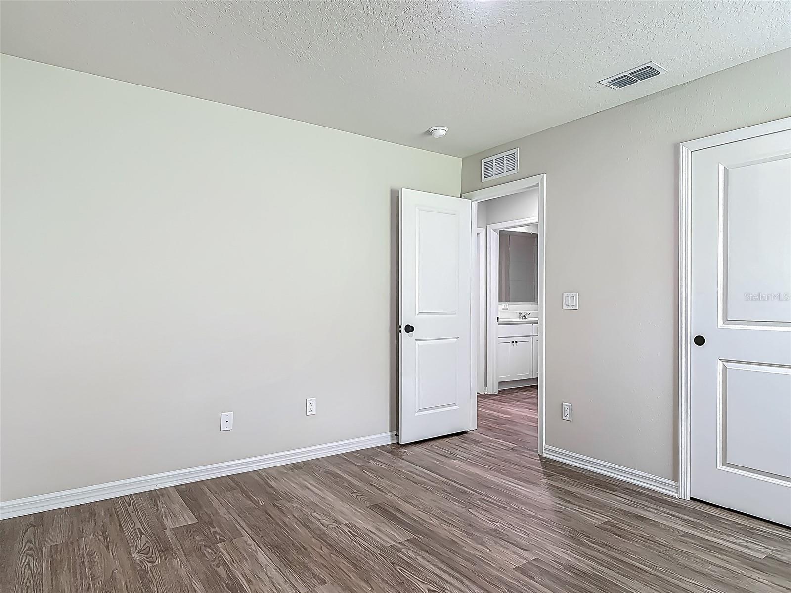 Image 12 of 21 For 6595 Amity Street