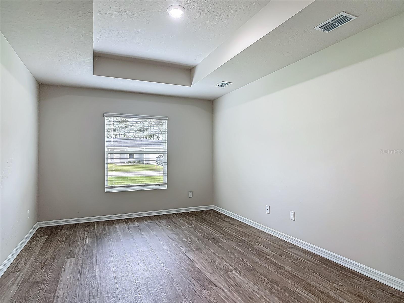 Image 17 of 21 For 6595 Amity Street