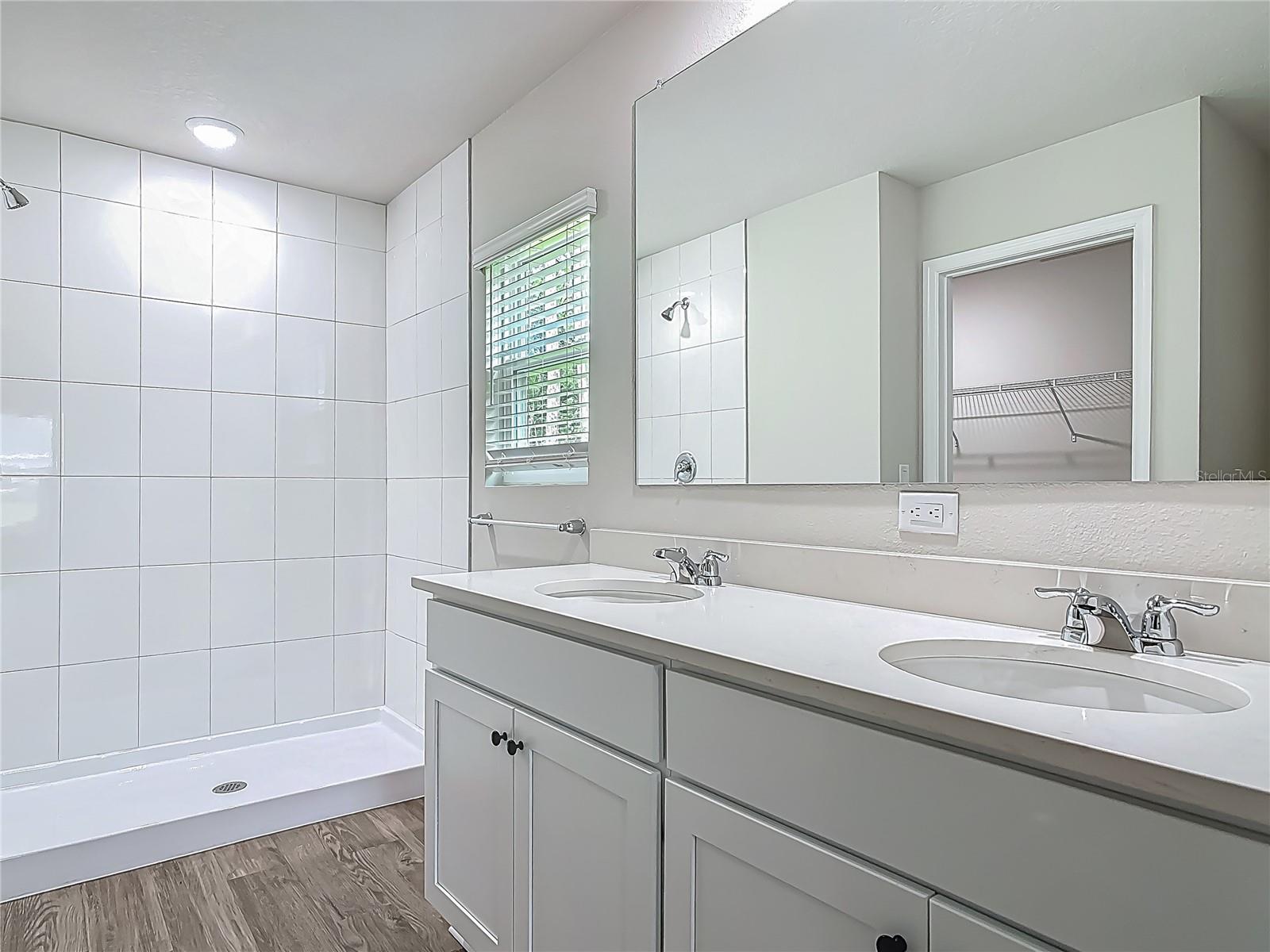 Image 18 of 21 For 6595 Amity Street