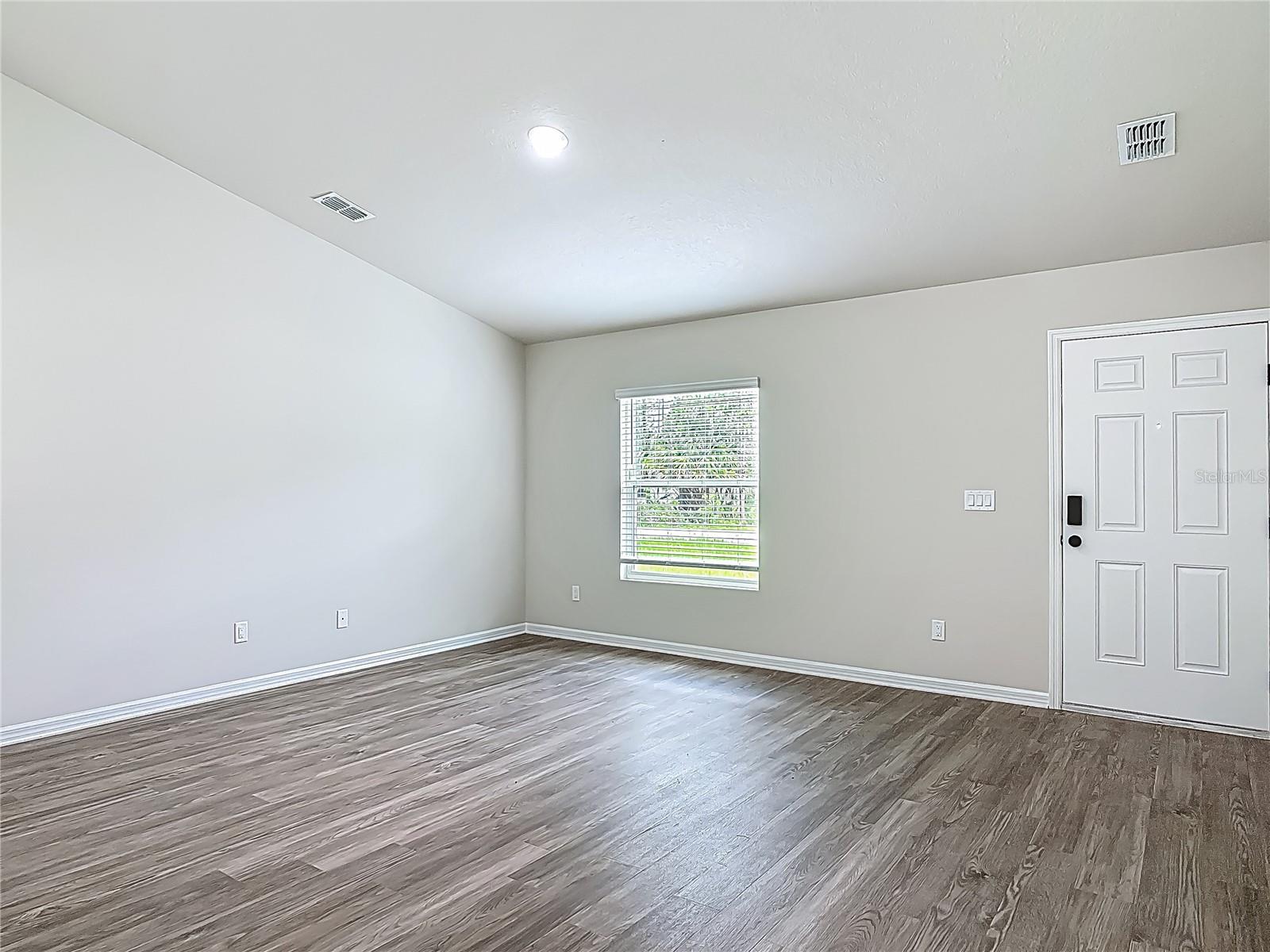 Image 2 of 21 For 6595 Amity Street