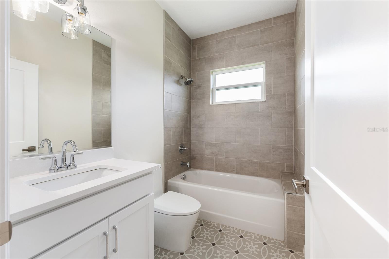 Image 21 of 42 For 4842 8th Terrace