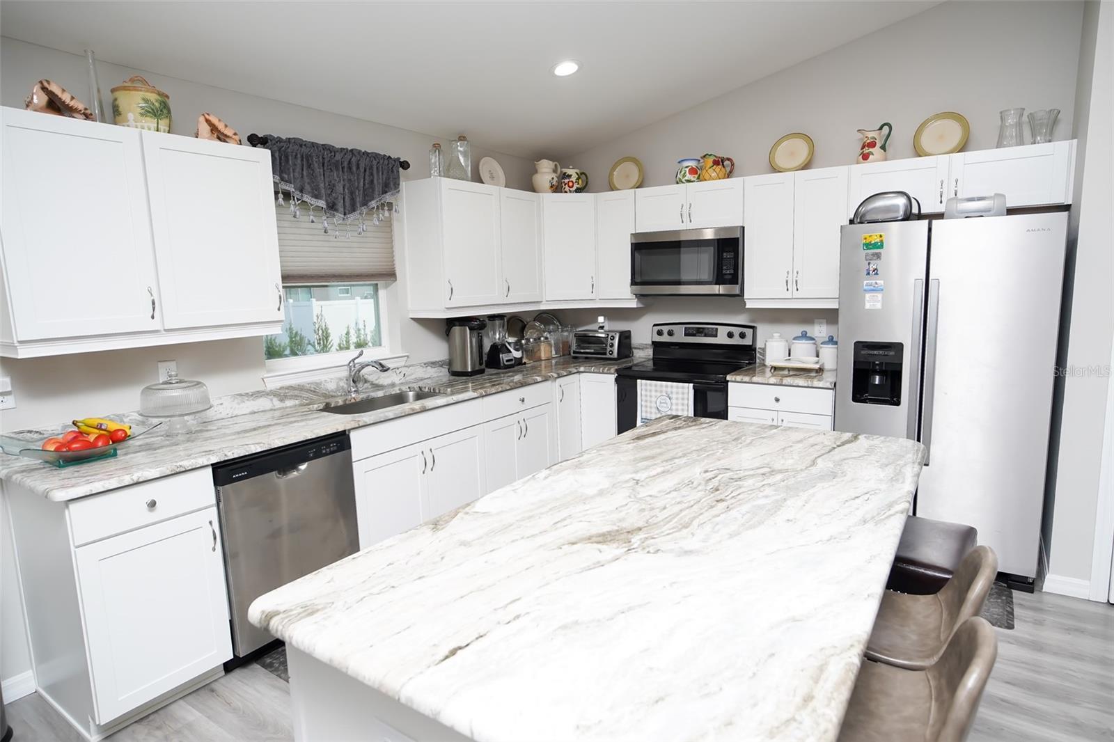 Image 15 of 31 For 13358 111 Street