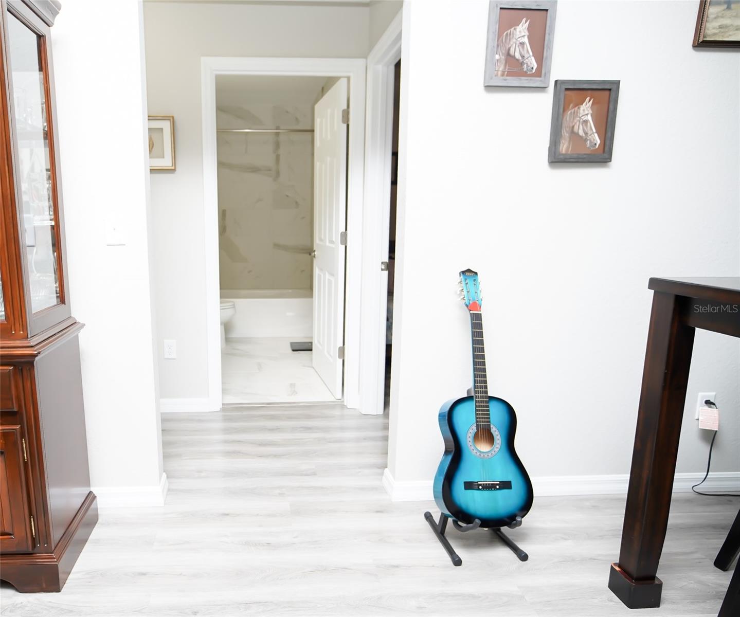 Image 28 of 31 For 13358 111 Street