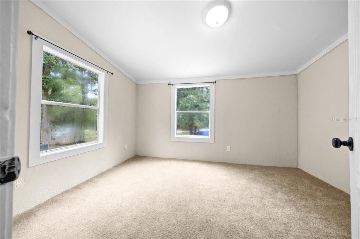 Image 11 of 33 For 387 Walnut Place