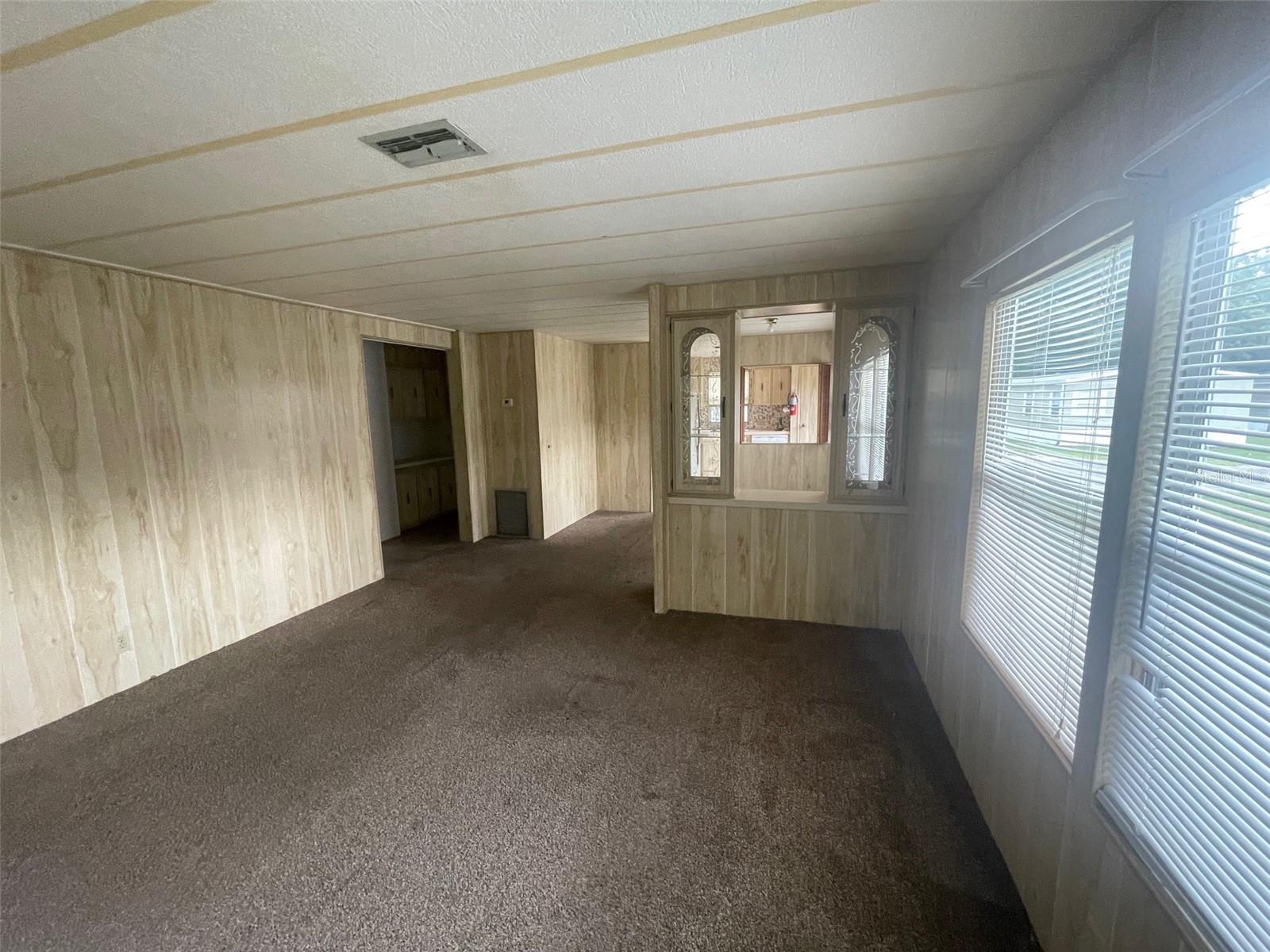 Listing photo id 1 for 12660 78th Terrace 3