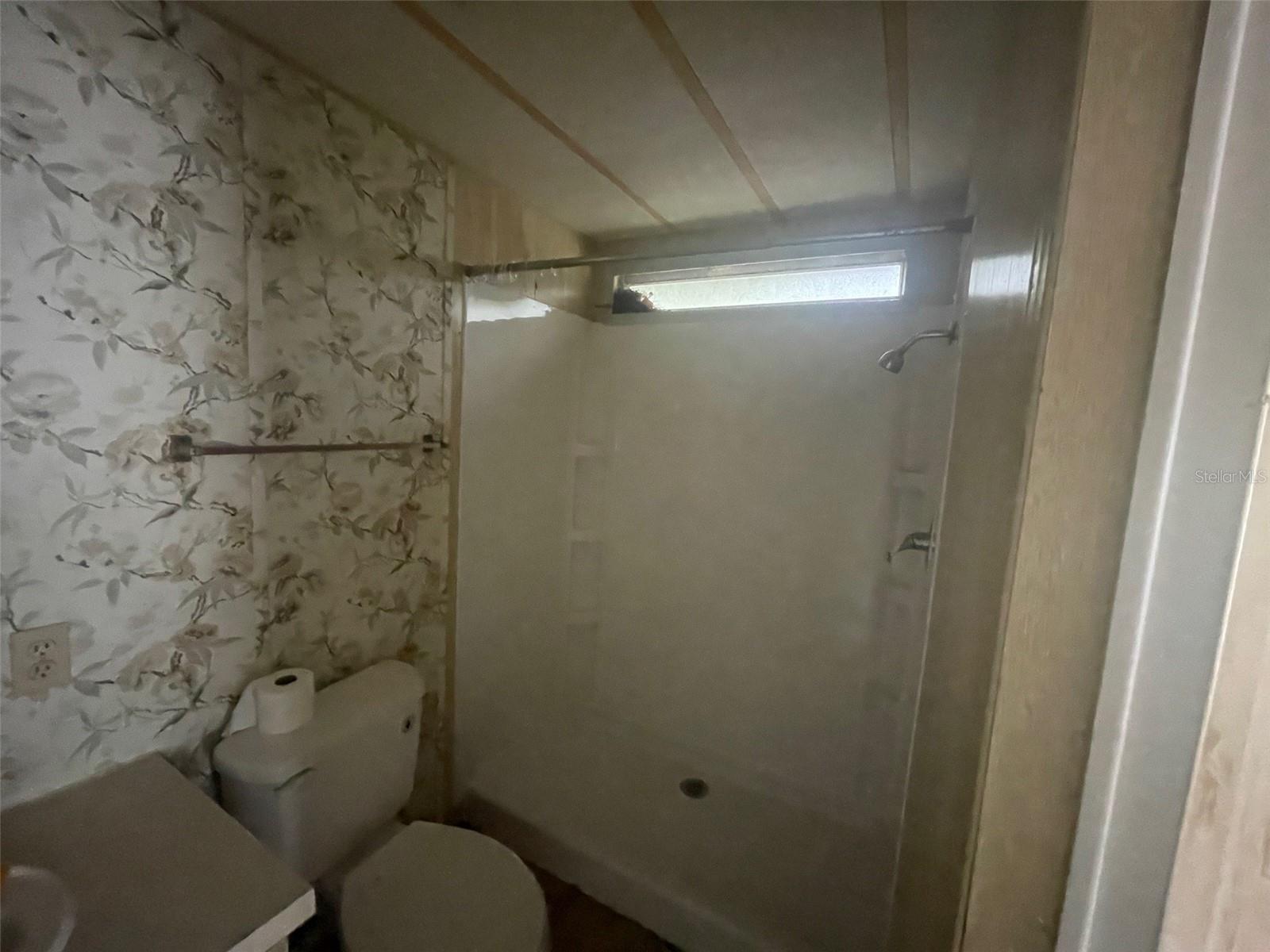 Listing photo id 4 for 12660 78th Terrace 3