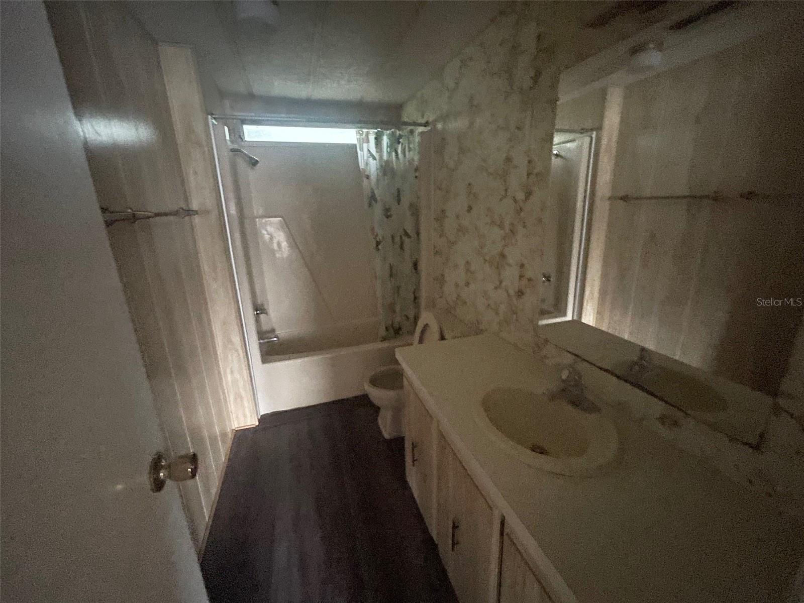 Listing photo id 6 for 12660 78th Terrace 3