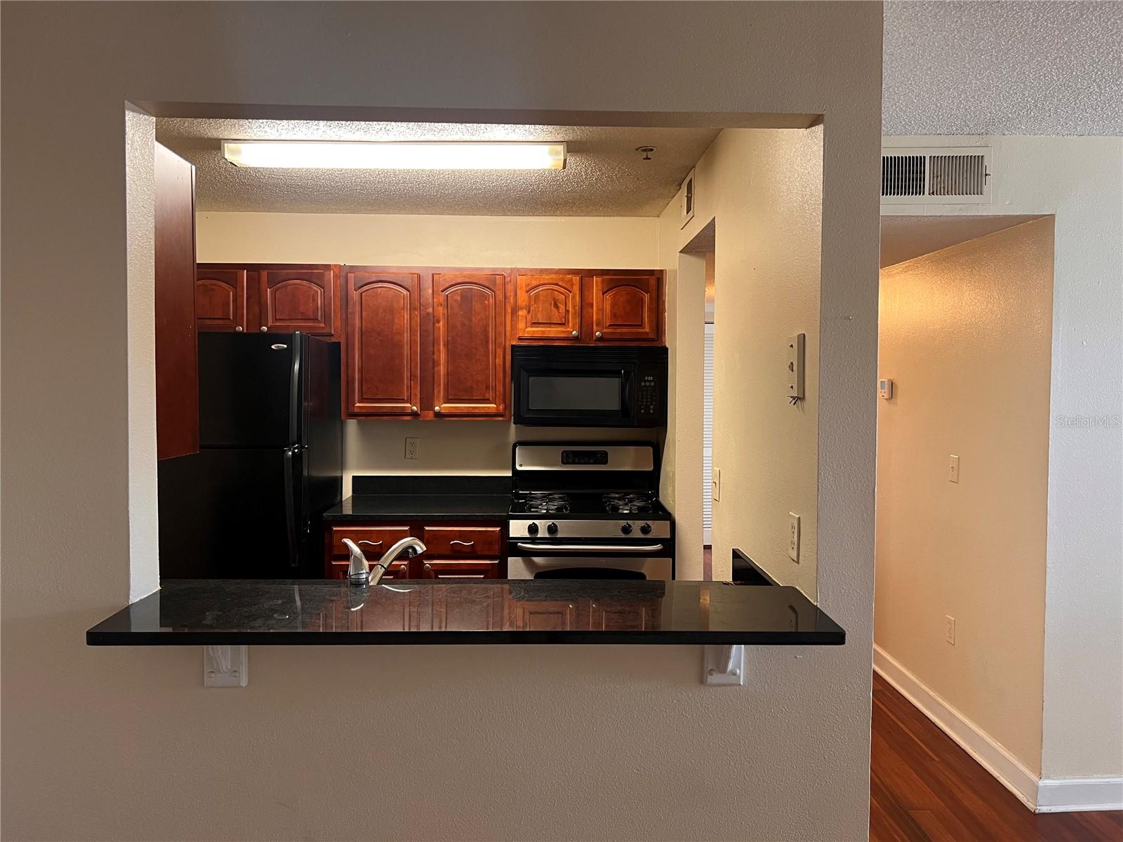 Image 2 of 18 For 2031 Dixie Belle Drive 2031t