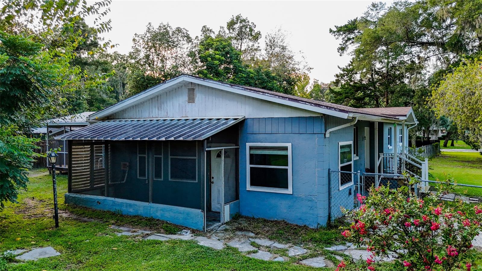 Image 36 of 37 For 3618 17th Avenue