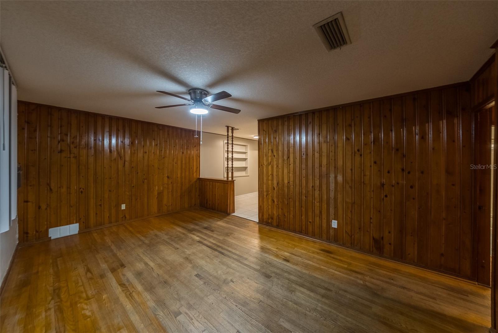 Image 4 of 37 For 3618 17th Avenue