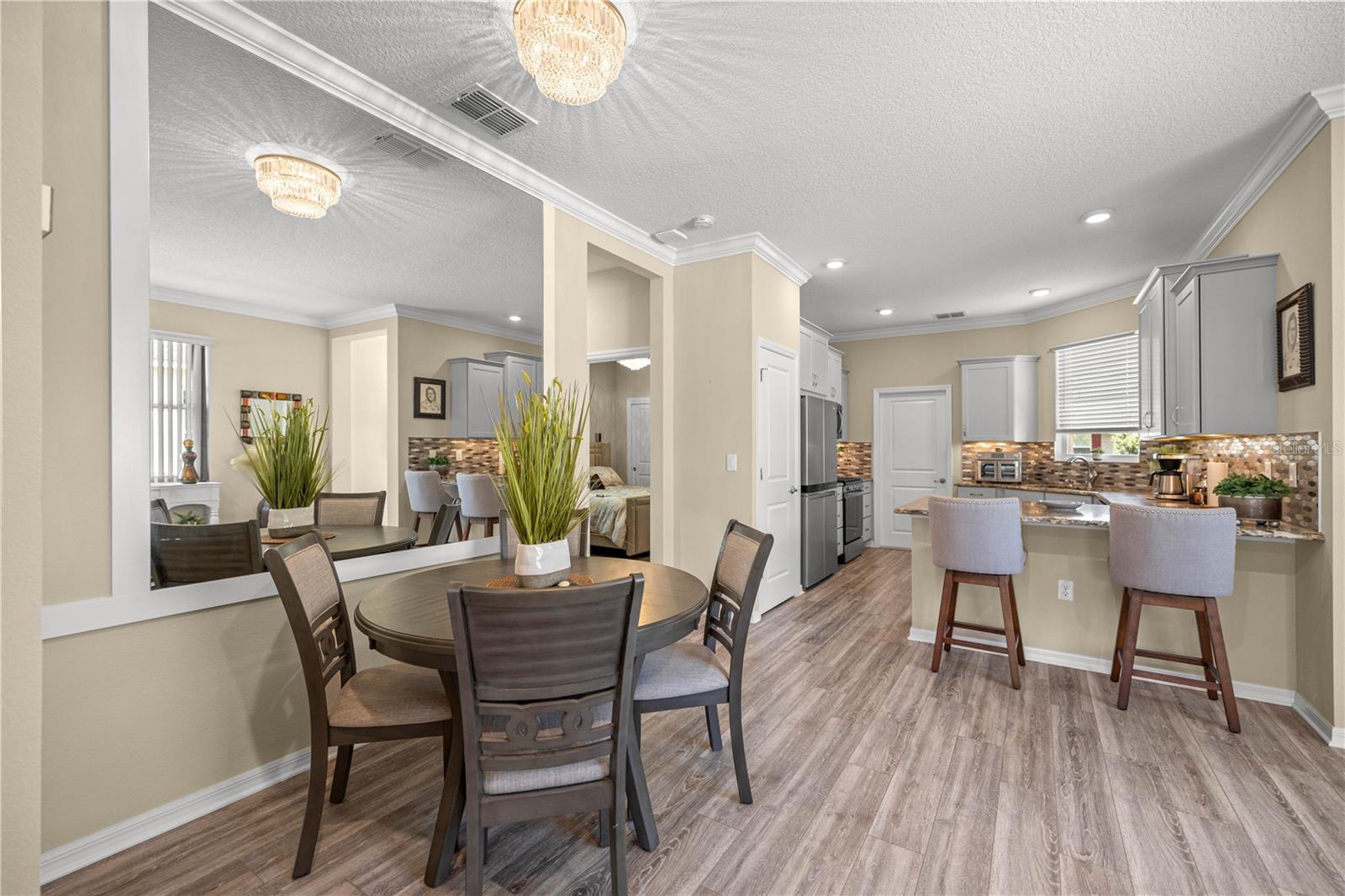 Image 11 of 25 For 10020 96th Street
