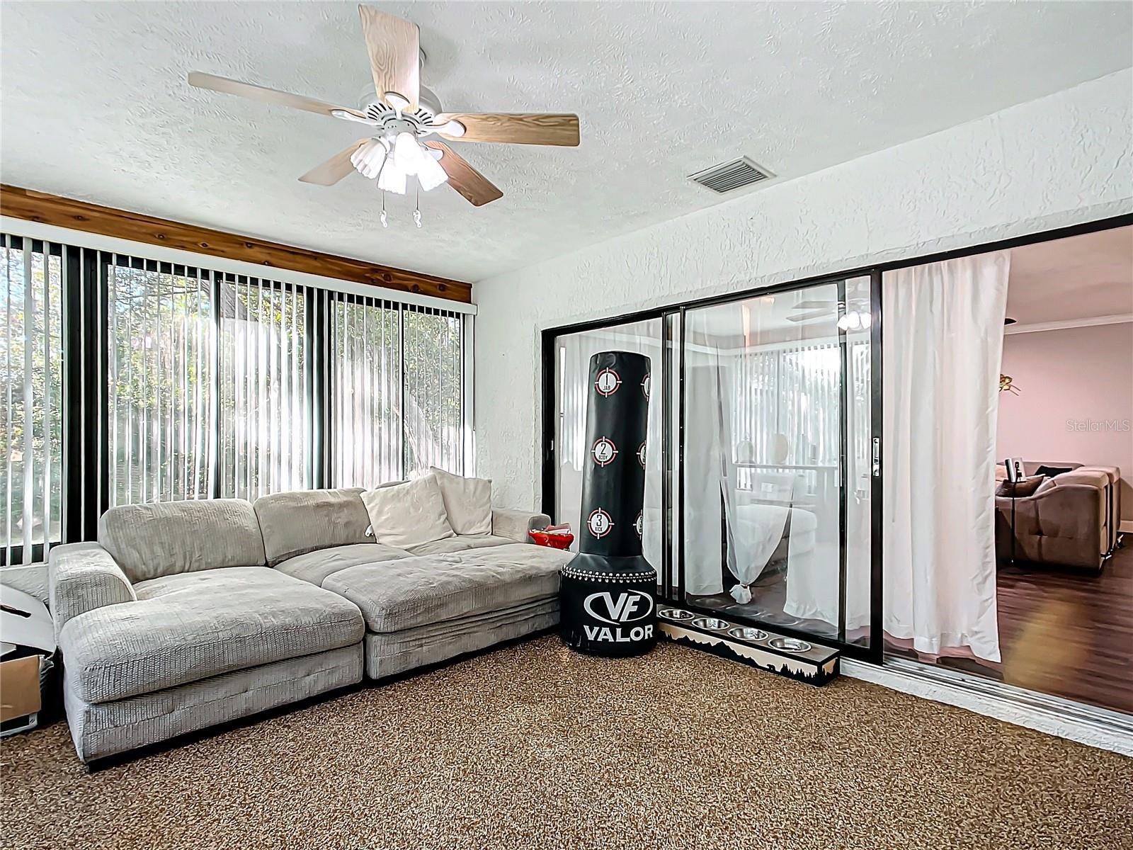 Image 54 of 81 For 1276 Pearson Street