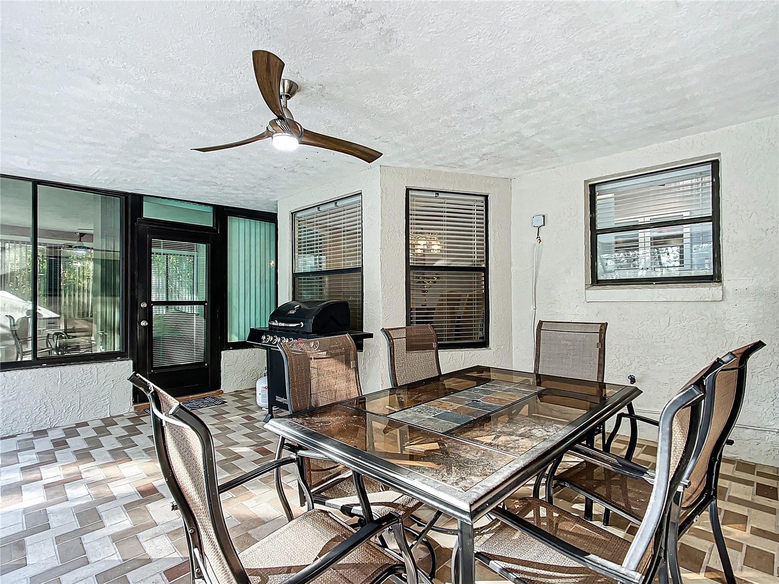 Image 56 of 81 For 1276 Pearson Street