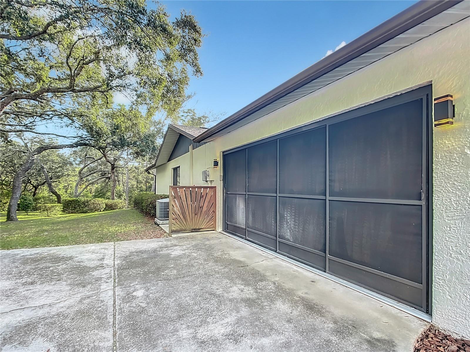 Image 63 of 81 For 1276 Pearson Street