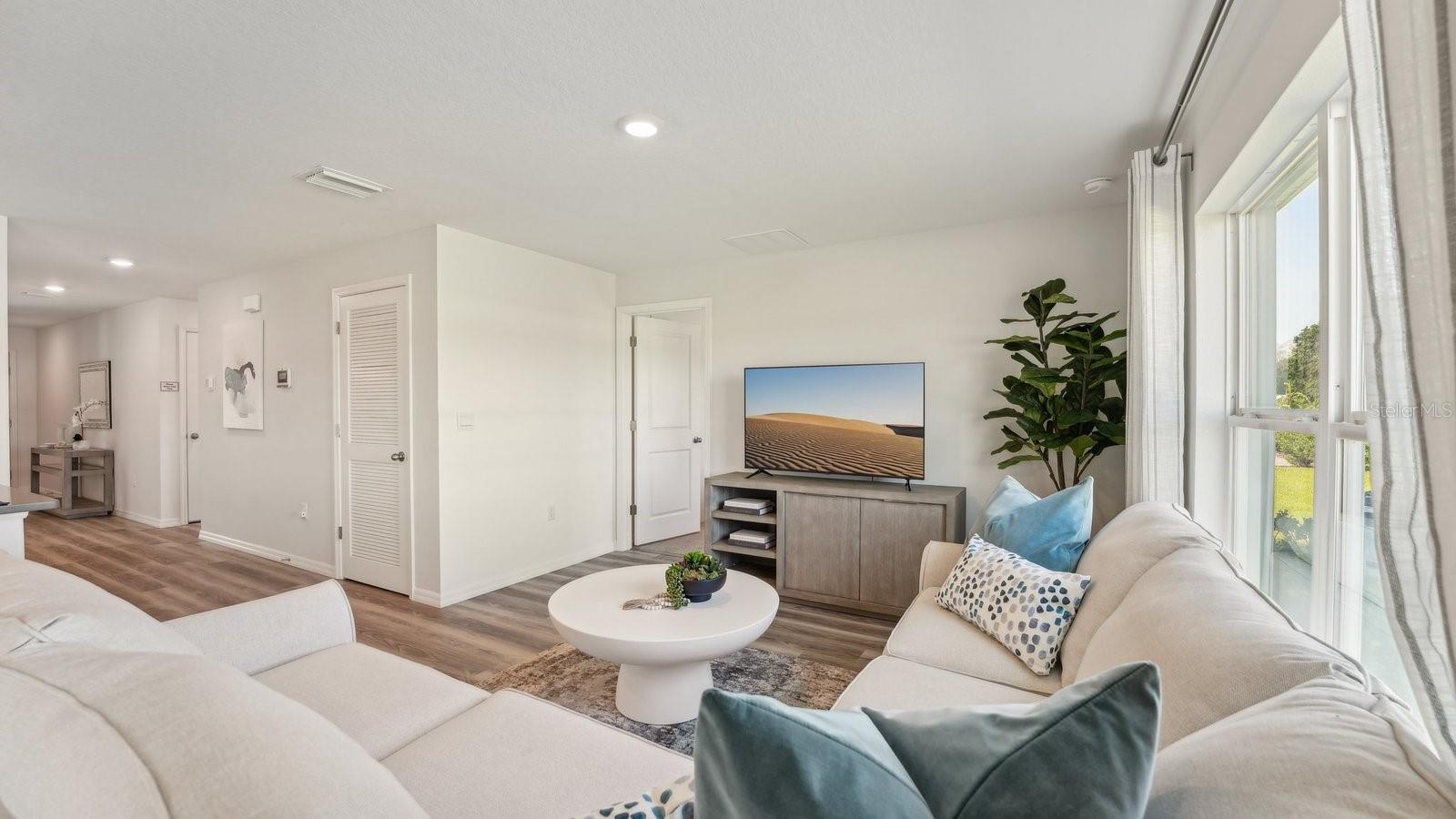 Image 10 of 23 For 8431 Clearway Drive