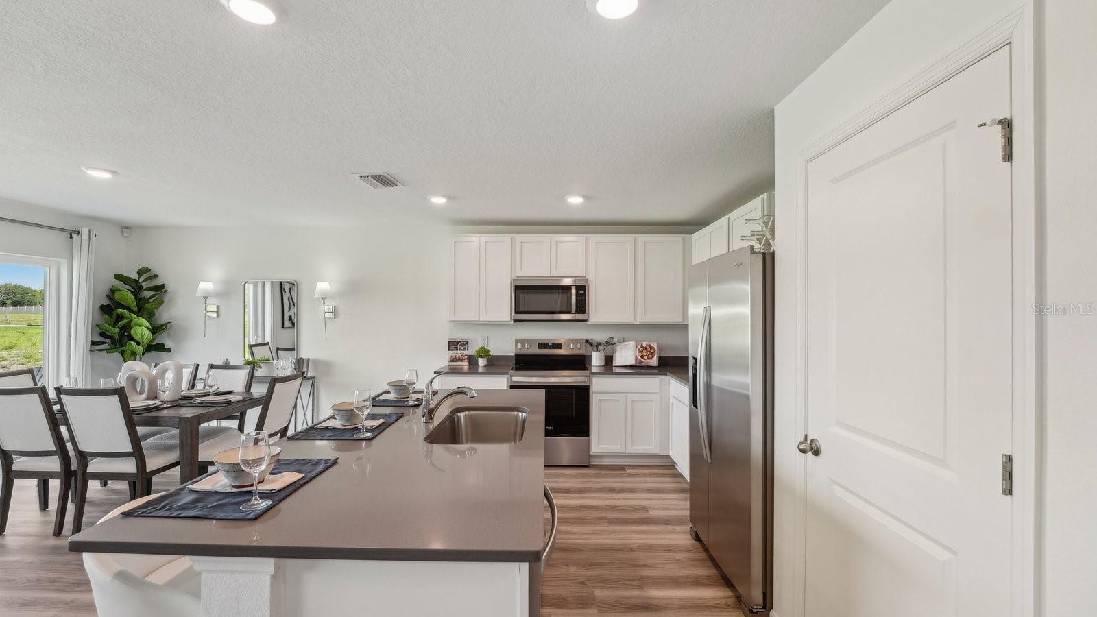 Image 3 of 23 For 8431 Clearway Drive