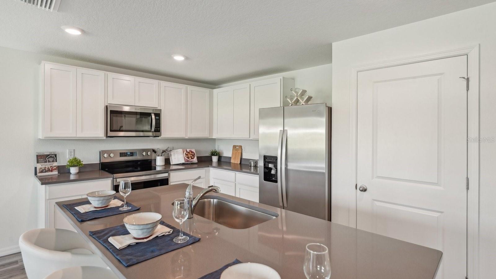 Image 9 of 23 For 8431 Clearway Drive
