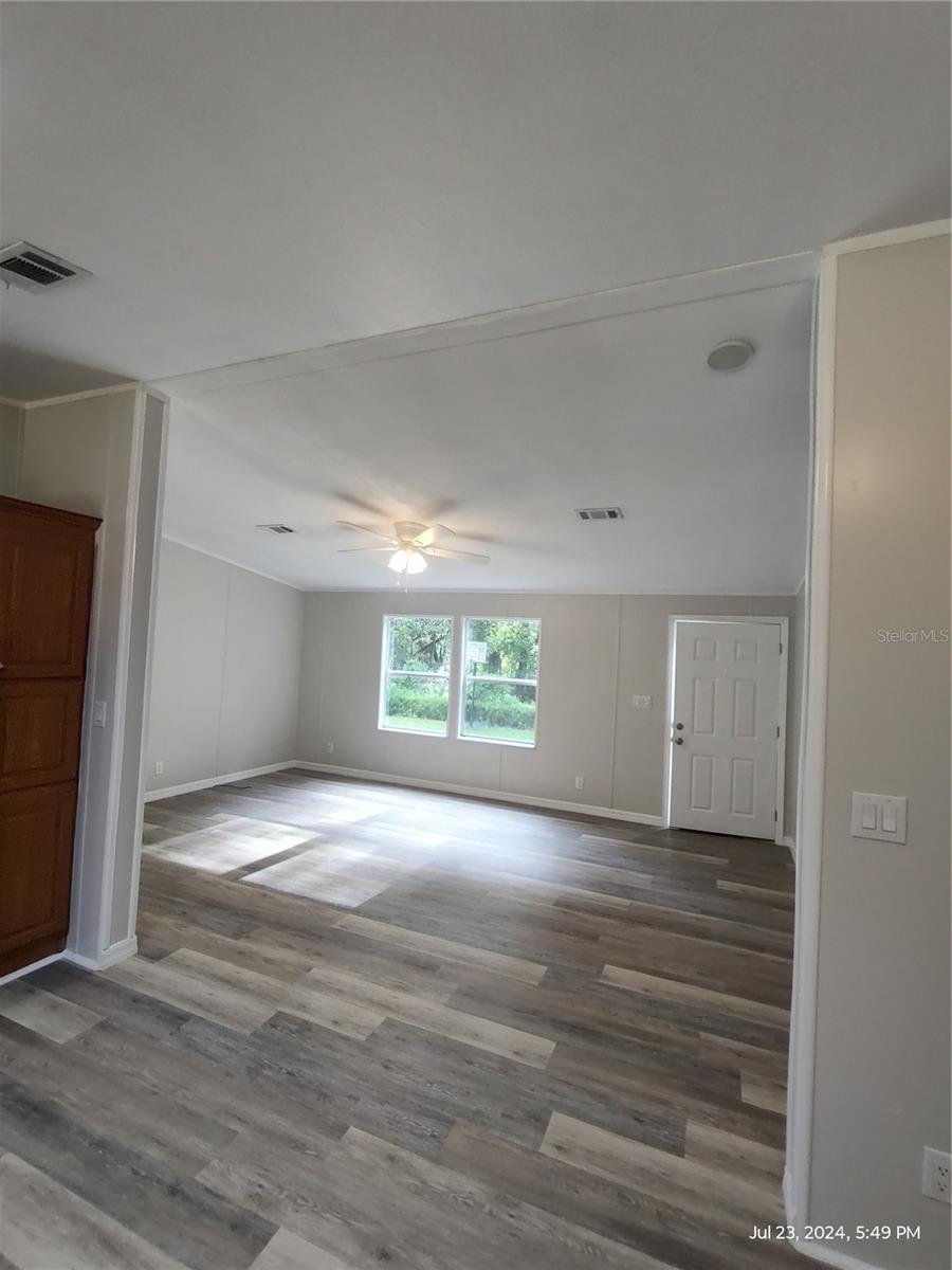 Image 4 of 27 For 45 58th Terrace