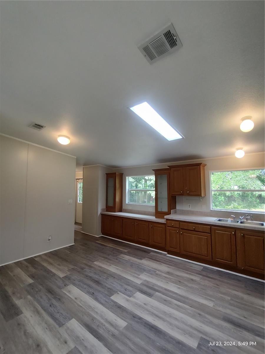 Image 7 of 27 For 45 58th Terrace