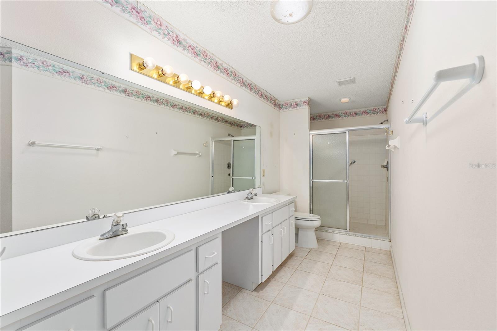 Image 22 of 25 For 9051 96th Lane D